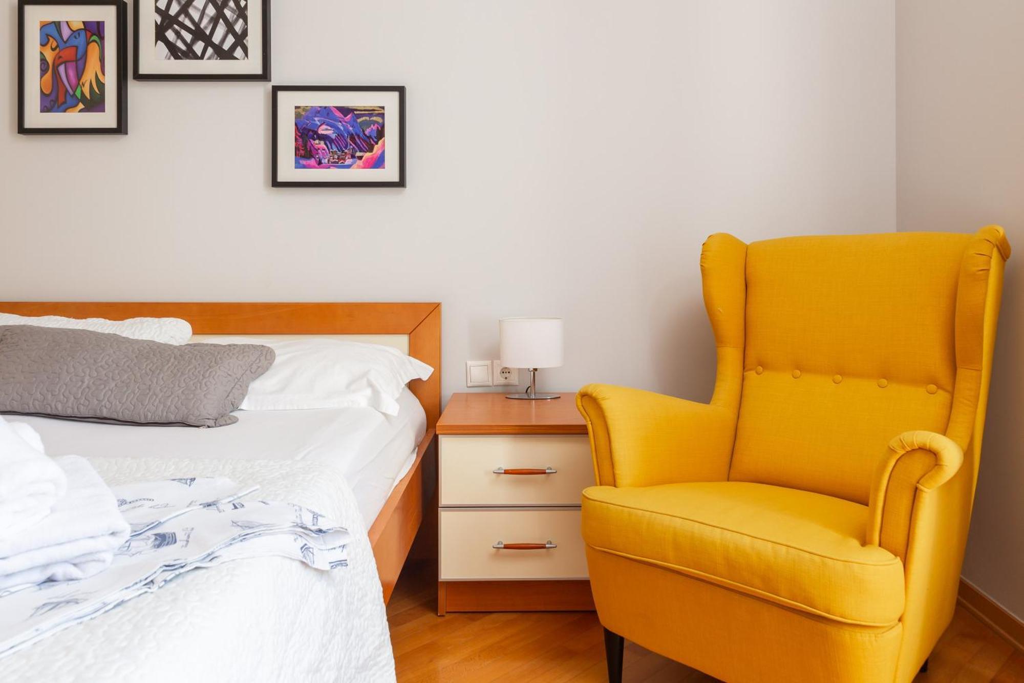 Brkic Apartments With Private Parking Makarska Bagian luar foto